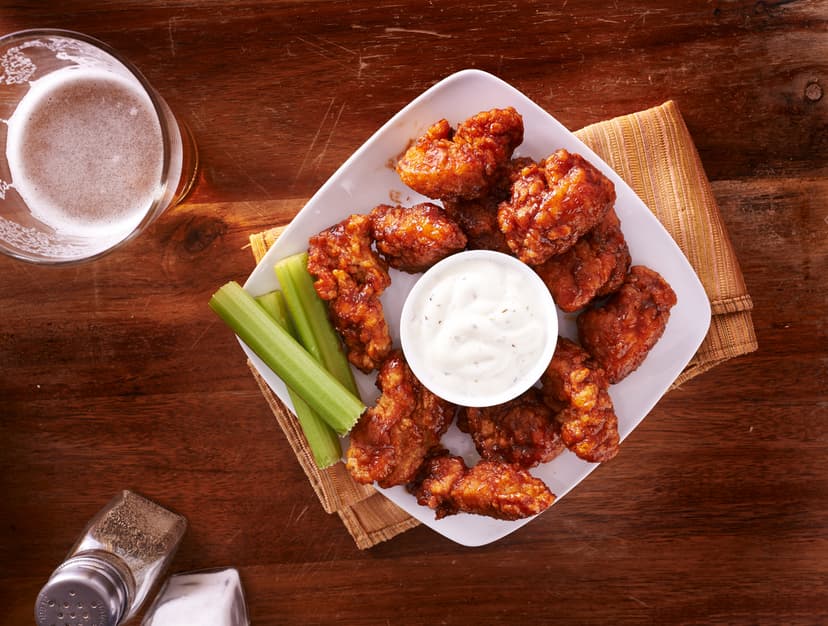 ¿Qué es mejor, Boneless y Alitas?