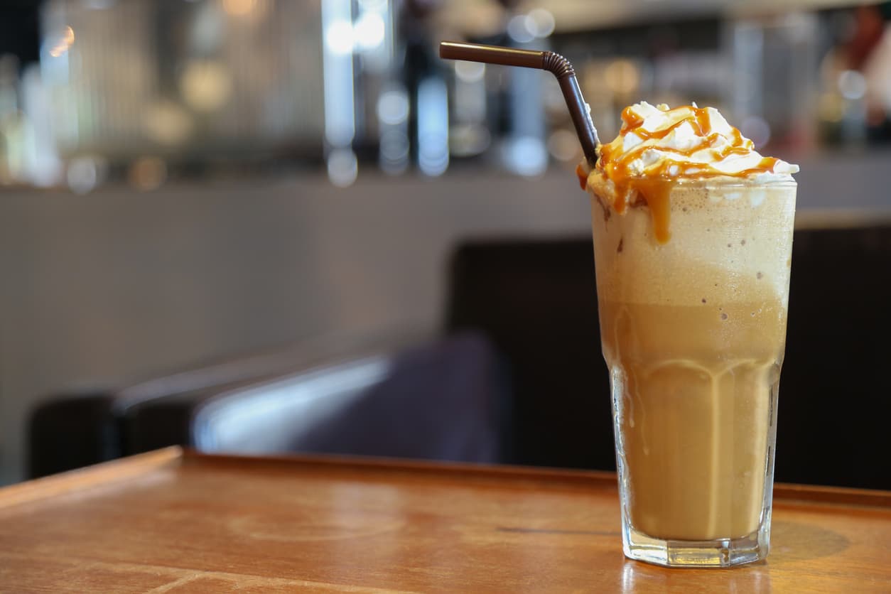 Los frappes o frapuccino en la actualidad es una de las bebidas muy populares por su sabor y variedad.